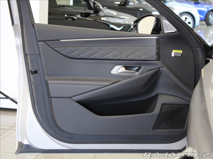 Ostatní značky Ostatní modely DS Automobiles DS9 1,6 E-TENSE 360 4x4 FOCAL 2022
