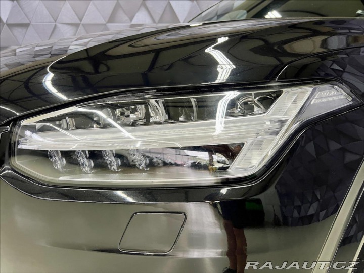 Volvo XC90 2,0 B5 AWD R-DESIGN, HAR 2022