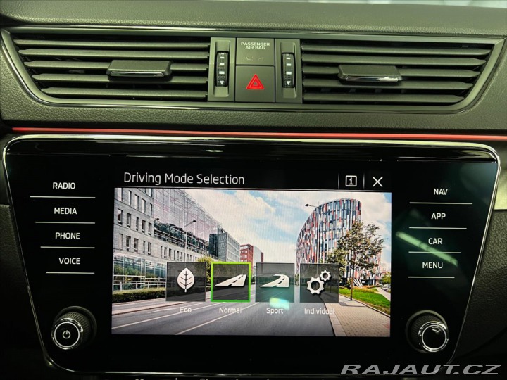 Škoda Superb 2,0 TDI 147kW DSG SPORTLI 2021