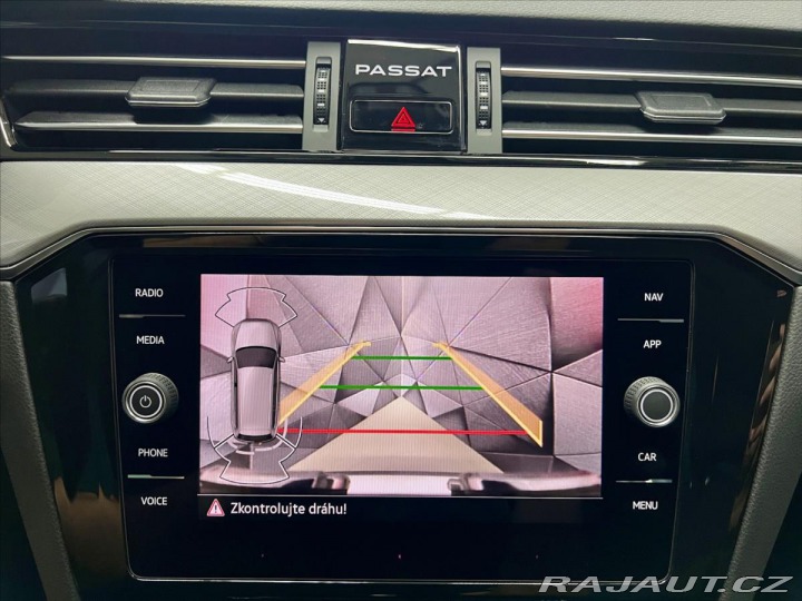 Volkswagen Passat 2,0 TDI 110KW DSG COMFORT 2022