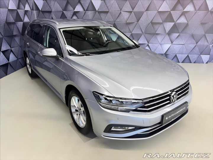 Volkswagen Passat 2,0 TDI 110KW DSG COMFORT 2022