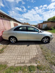 Toyota Avensis 1,8 garážovaná TOYOTA A 2005