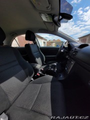 Toyota Avensis 1,8 garážovaná TOYOTA A 2005