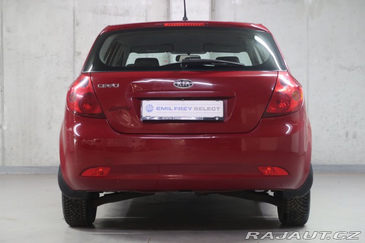 Kia Ceed 1.4i,CZ,manuál 2009