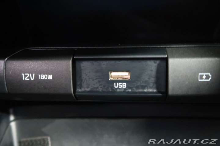 Kia Ceed 1.5T-GDi,CZ,1Maj,manuál 2022