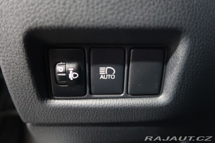 Toyota C-HR 1.8Hybrid,CZ,1Maj,Comfort 2019