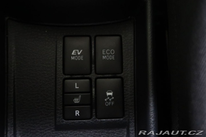 Toyota Yaris 1.5Hybrid,CZ,1Maj,Selecti 2018