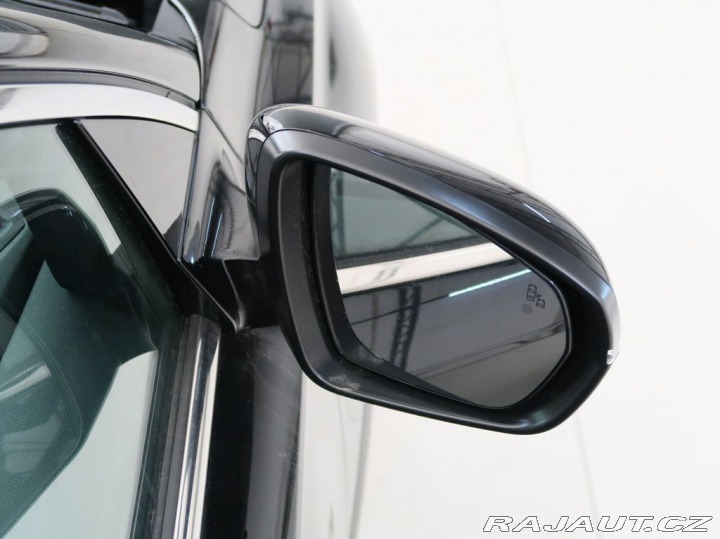 Ostatní značky Ostatní modely DS Automobiles DS7 Crossback 1.5BlueHDi,CZ,1Maj,RIVOLI 2023