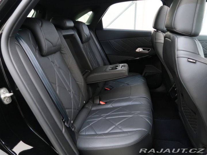 Ostatní značky Ostatní modely DS Automobiles DS7 Crossback 1.5BlueHDi,CZ,1Maj,RIVOLI 2023