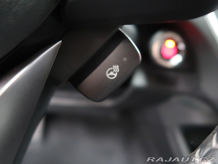Subaru Crosstrek EXECUTIVE+STŘEŠNÍ BOX ZDA 2025