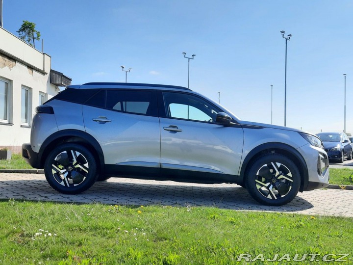 Peugeot 2008 ALLURE 1,2 PT 130k EAT8 2024