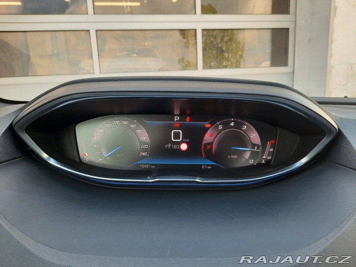Peugeot 3008 ACTIVE PACK 1,2PT 130k EA 2024