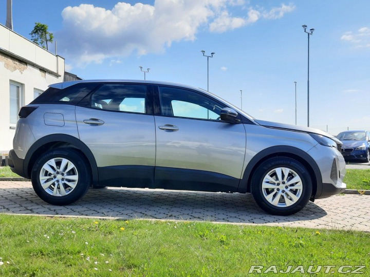 Peugeot 3008 ACTIVE PACK 1,2PT 130k EA 2024