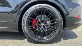 Porsche Cayenne S 2025