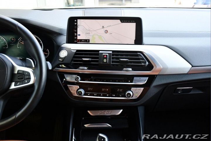 BMW X3 xDrive20d LUXURY HUD ČR 2 2018