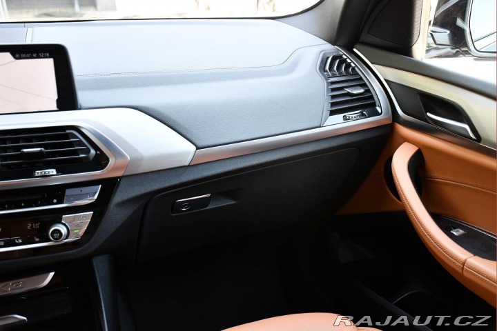 BMW X3 xDrive20d LUXURY HUD ČR 2 2018