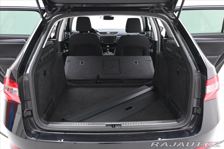 Škoda Superb 2,0 TDI 110 kW DSG Style 2022