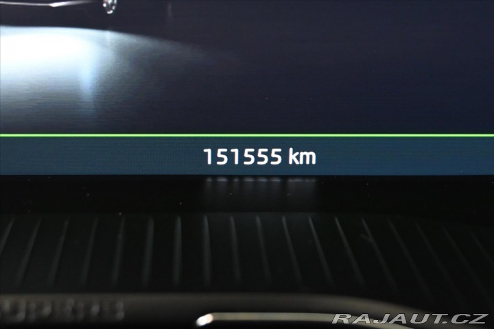 Škoda Superb 2,0 TDi 110kW DSG *Style* 2022