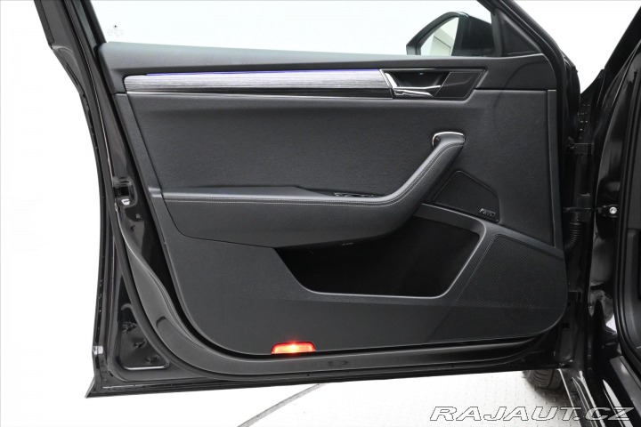 Škoda Superb 2,0 TDI 110 kW DSG Style 2022