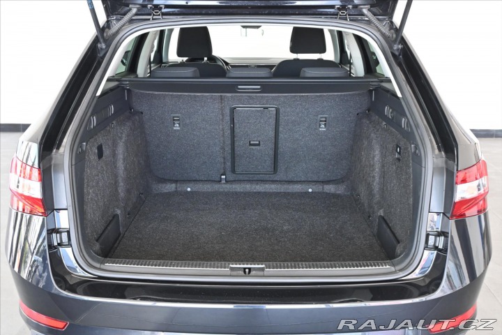 Škoda Superb 2,0 TDi 110kW DSG *Style* 2022