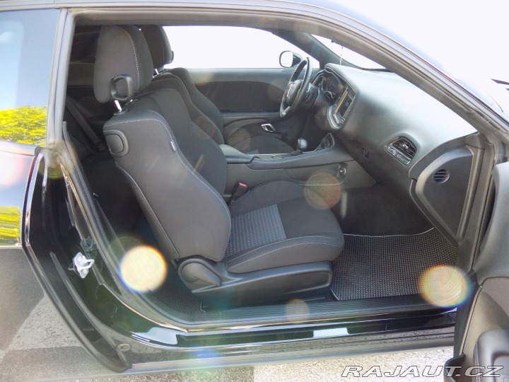 Dodge Challenger 5.7HEMI/R-T/AT/LED/DPH/ 2022