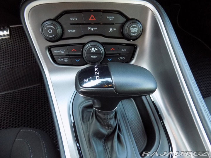 Dodge Challenger 5.7HEMI/R-T/AT/LED/DPH/ 2022