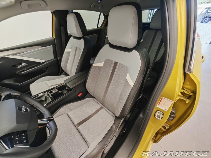 Opel Astra 1,2T , 96kw 2022