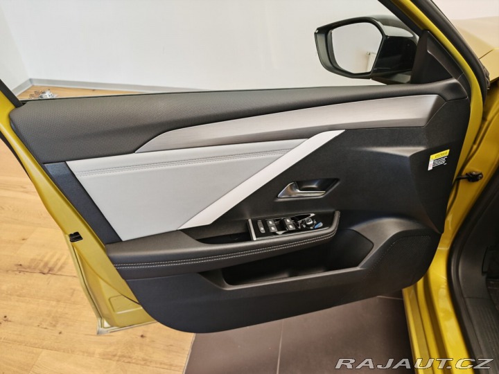 Opel Astra 1,2T , 96kw 2022