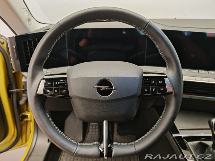 Opel Astra 1,2T , 96kw 2022