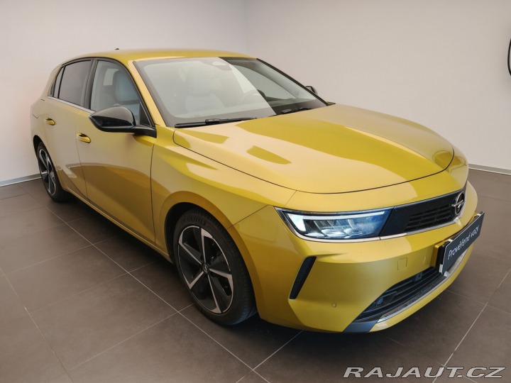 Opel Astra 1,2T , 96kw 2022