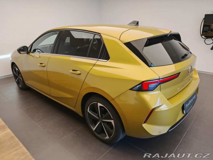 Opel Astra 1,2T , 96kw 2022