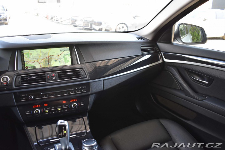BMW 5 525d xDrive *TAŽNÉ*KAMERA 2016