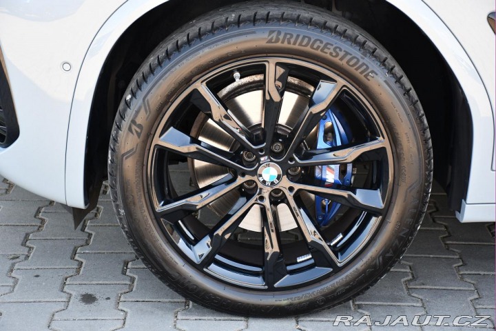 BMW X4 xDrive30d M-SPORT LED TAŽ 2023