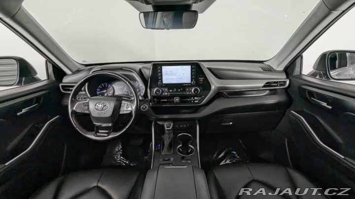 Toyota Highlander XLE AWD 3.5V6 2021