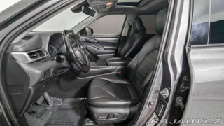 Toyota Highlander XLE AWD 3.5V6 2021