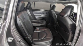 Toyota Highlander XLE AWD 3.5V6 2021
