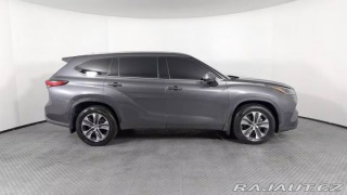 Toyota Highlander XLE AWD 3.5V6 2021