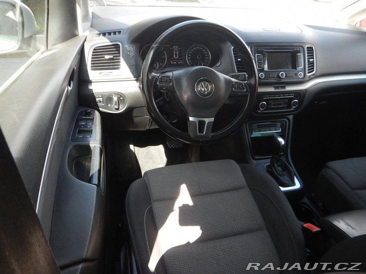 Volkswagen Sharan 2.0 TDI, DSG, 7 MÍST 2011