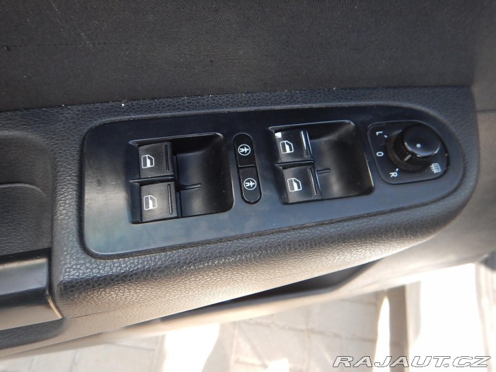 Volkswagen Sharan 2.0 TDI, DSG, 7 MÍST 2011