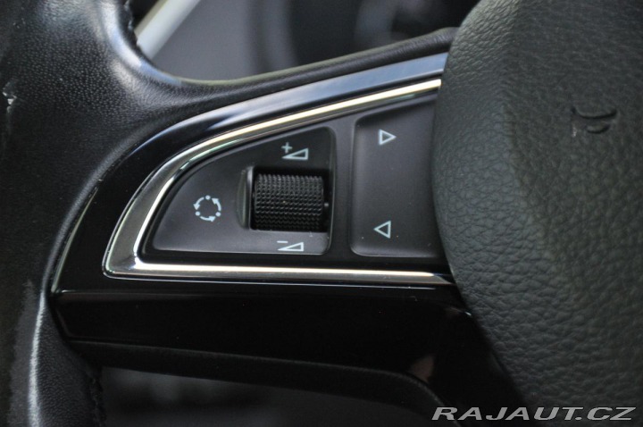 Škoda Octavia 2,0TDI STYLE DSG ACC NAVI 2013