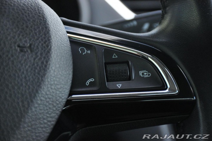 Škoda Octavia 2,0TDI STYLE DSG ACC NAVI 2013