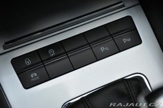 Škoda Octavia 2,0TDI STYLE DSG ACC NAVI 2013