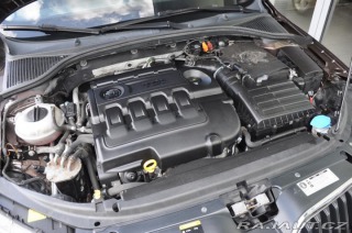 Škoda Octavia 2,0TDI STYLE DSG ACC NAVI 2013
