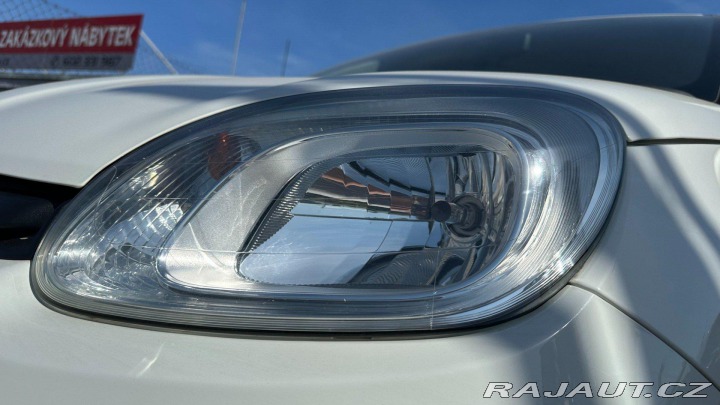 Fiat Panda 1.2i 51kW REZERVOVANO 2016