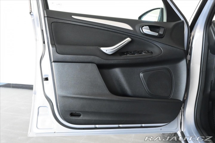 Ford S-MAX 2,0 TDCi 100kW AT6 *NAVI* 2010