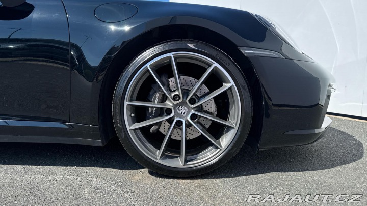 Porsche 911 Carrera 4 Cabriolet 2020