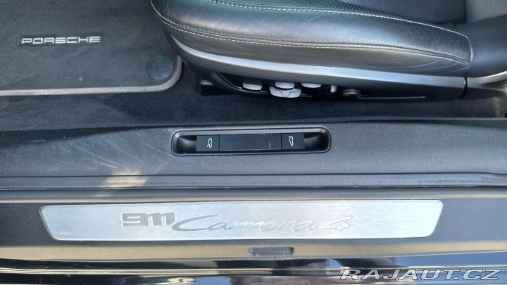 Porsche 911 Carrera 4 Cabriolet 2020