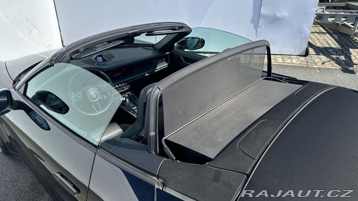 Porsche 911 Carrera 4 Cabriolet 2020