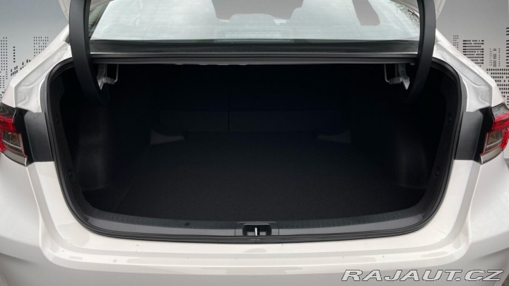 Toyota Corolla 1,5 6MT 125k KLASIK 2024