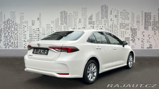 Toyota Corolla 1,5 6MT 125k KLASIK 2024